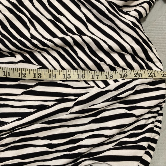 Chico’s Wave Striped Print Textured Faux Wrap 3/4 Length Sleeve Dress Chicos  3 - Picture 11 of 14